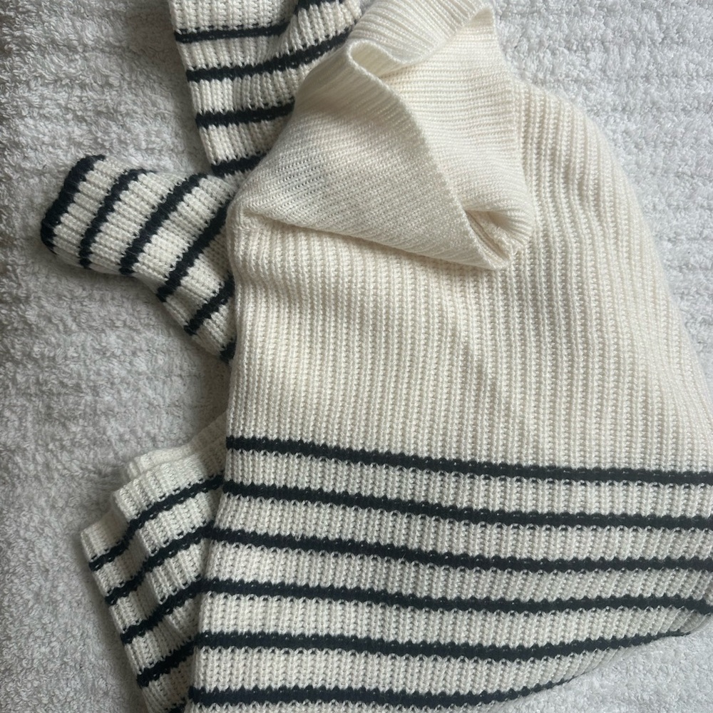 Women’s Cowl Neck Sweater Ivory Navy Stripes Oversized Cozy Soft Capsule Sz S - Picture 6 of 8